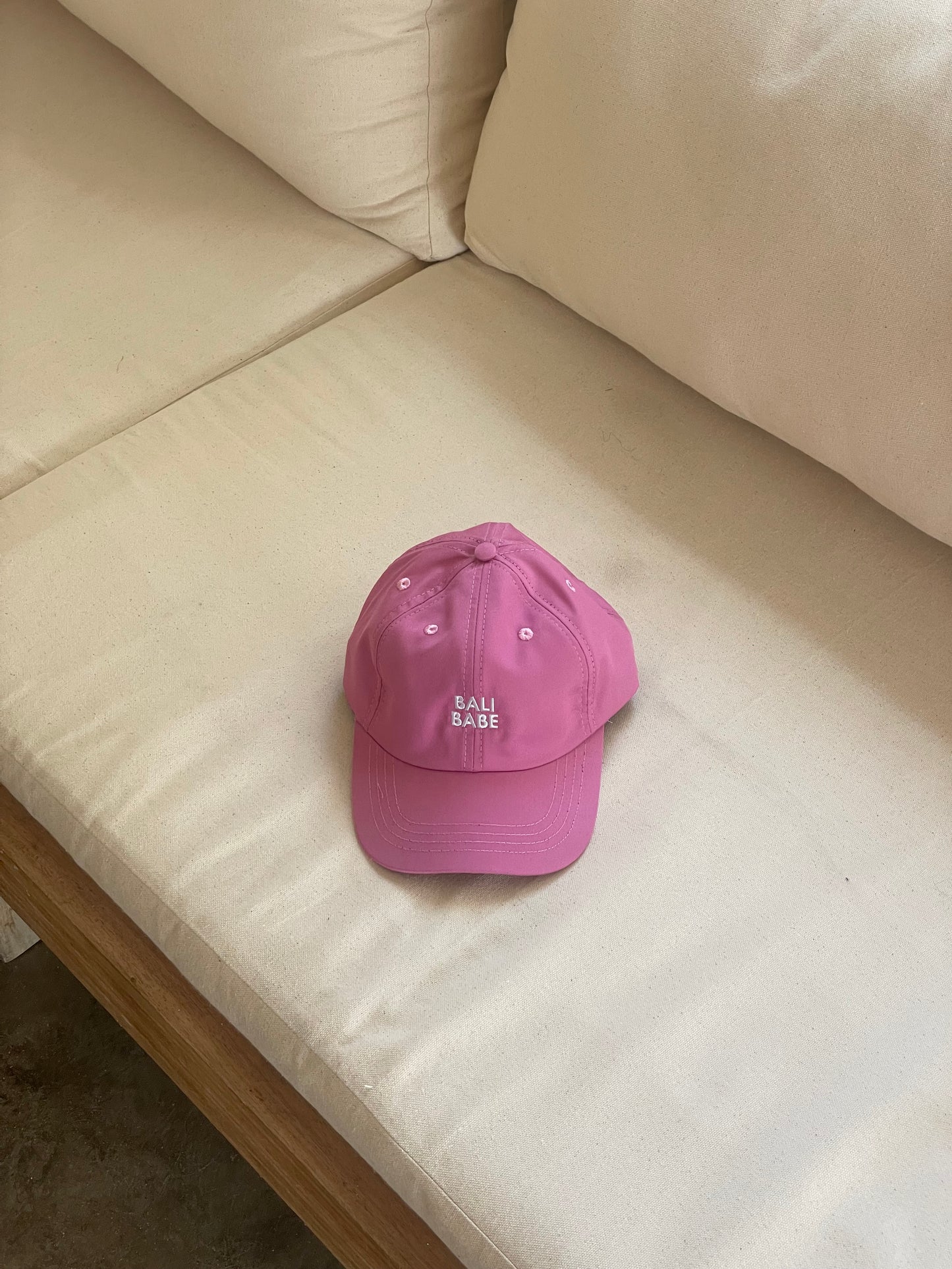 Bali babe Cap