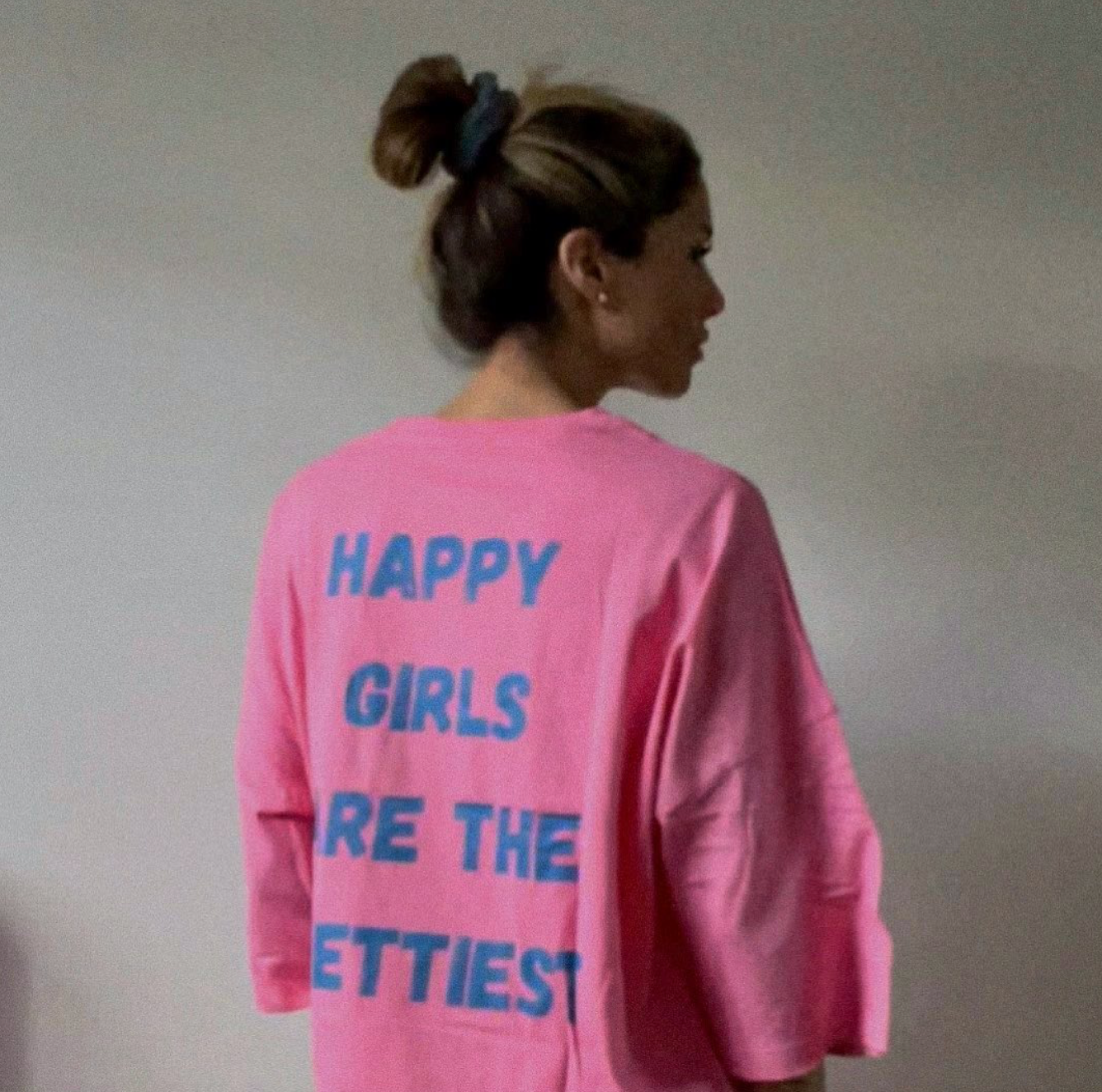 HAPPY GIRLS ARE THE PRETTIEST